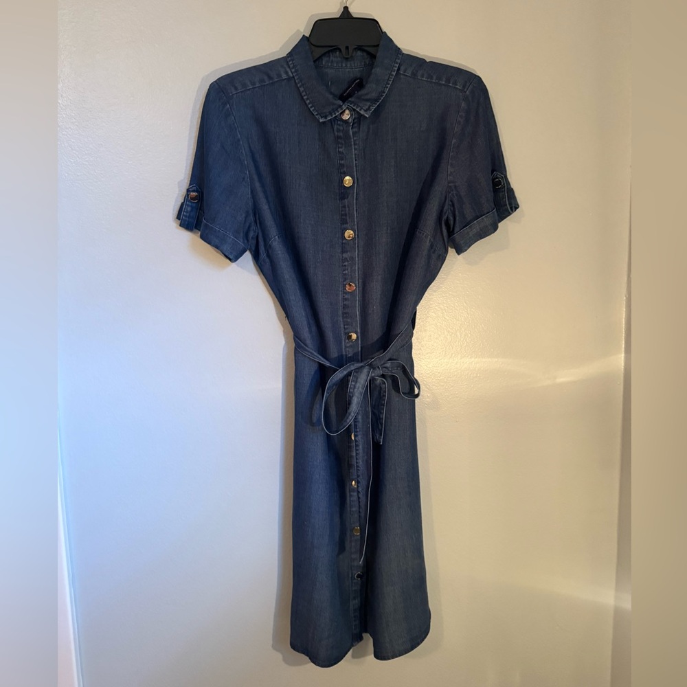 Tommy Hilfiger Short Sleeve Collared Button Down Denim Dress, Women’s Size 6
